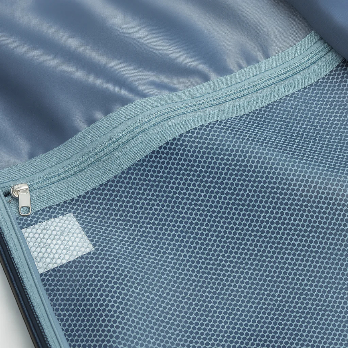 Dumpa Underseat Detachable Wheels Cabin Cases 1627 (40 x 25 x 20 cm )